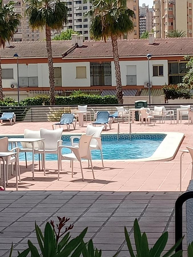 Luxmar Beach Μπένιντορμ Εξωτερικό φωτογραφία